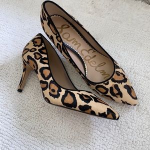 Sam Edelman Hazel Pointed Toe Leopard Pumps!